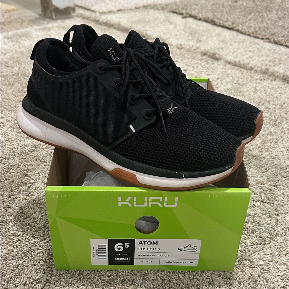 Kuru Atom sneakers